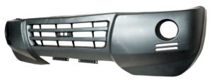 paraurti anteriore nero liscio da primerizzare con sede fendi con tracce lavafari mitsubishi pajero 2003 2006 mb1601011