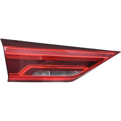 Luce posteriore Audi Q3 18->> - 1066097
