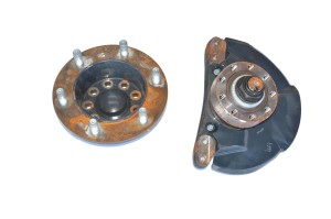 fissaggio mozzo fuso a snodo Iveco Daily 65C  oe 5801341554