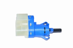 Sensore interruttore luci stop Iveco Daily oe 5801366985