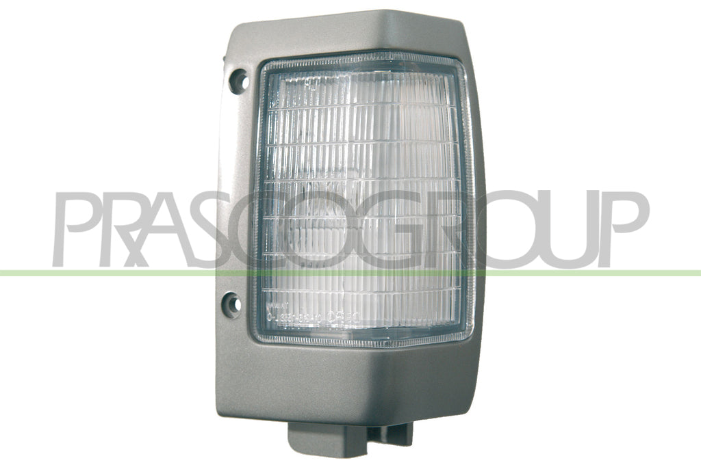 fanale anteriore destro bianco con portalampada mod 92 nissan terrano pathfinder king cab 2wd 4dw 1986 1997 ds2714033