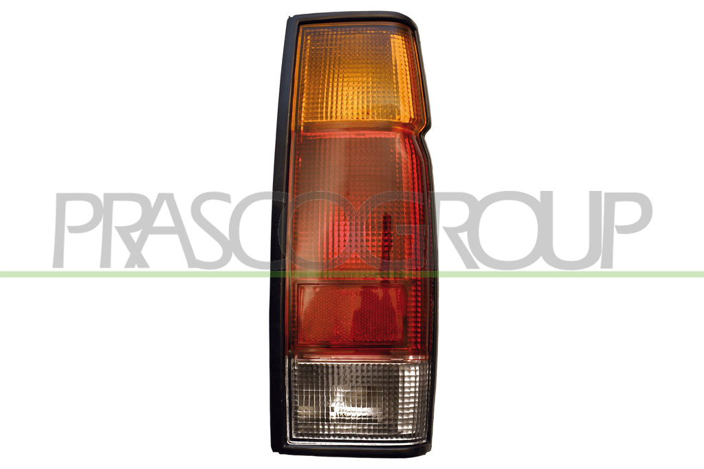 fanale posteriore destro con portalampada king cab mod 84 90 36 cm nissan terrano pathfinder king cab 2wd 4dw 1986 1997 ds2714073